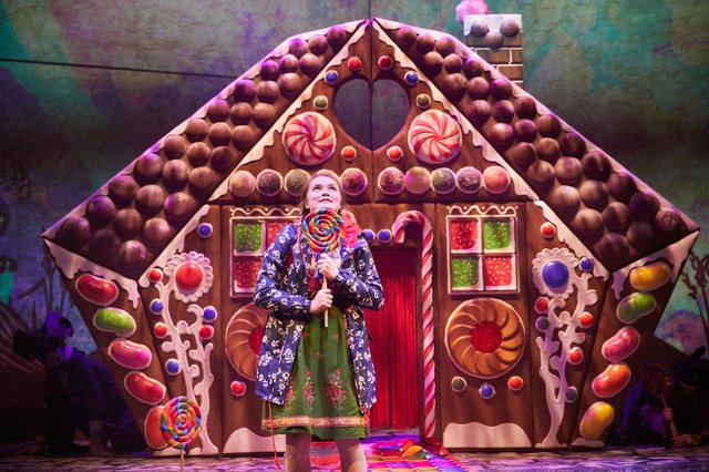 Hansel-and-Gretel-at-the-Rose-Theatre-(Green-Team).-Photo-by-Mark-Douet-_50A1217.jpg