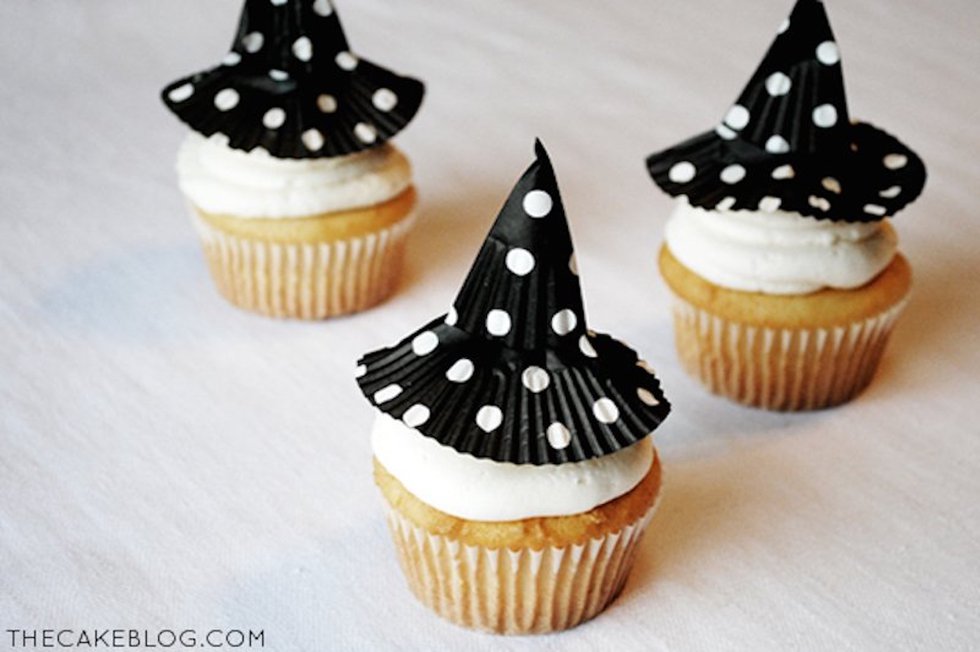 witch_hat_cupcakes.jpg