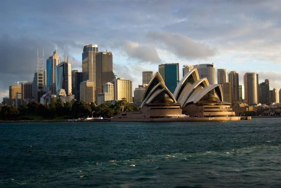 Sydney Skyline copyweb.jpg