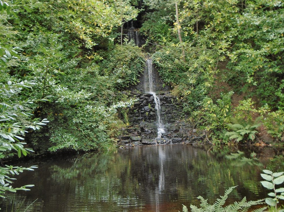 tillingbourne waterfall.png