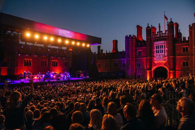 Elbow_Hampton Court Palace Festival_Joshua Atkins-101.jpg