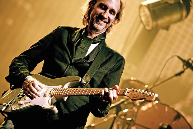 MIKE_RUTHERFORD_01.jpg
