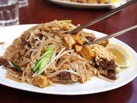 thai-food-noodle-fried-noodles-meal-46247.jpeg